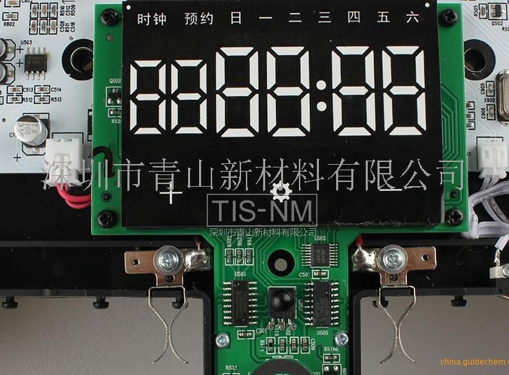 在实际应用过程中我们并不能清楚的规定扫地机器人的活动范围,除非你随时关上某几扇门,不然你的宝贝机器人会跑到屋子中的任何角落,比如洗手间,厨房等地,而这些地方是危险地带,因为是多水多油污的地方,机器人很可能会因为进水或者长期吸收油污而损坏。